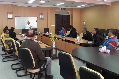 آموزش کارکنان  ایستگاههای انتقال نفت و گاز توسط همکاران محترم پزشکیار 1