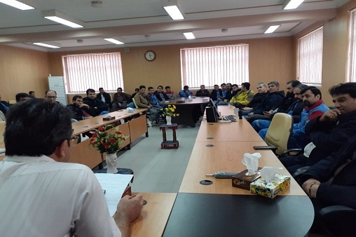 آموزش کارکنان  ایستگاههای انتقال نفت و گاز توسط همکاران محترم پزشکیار 9