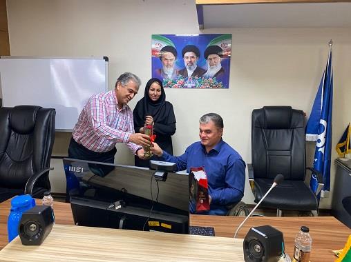 دکتر