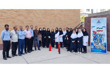 افزایش توانمندی کارکنان در مدیریت بحران با اجرای مانور اطفای حریق بمناسبت هفته پدافند غیر عامل