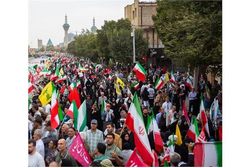 حضور  کارکنان بهداشت ودرمان صنعت نفت اصفهان در "رزمایش بزرگ جانفدا"